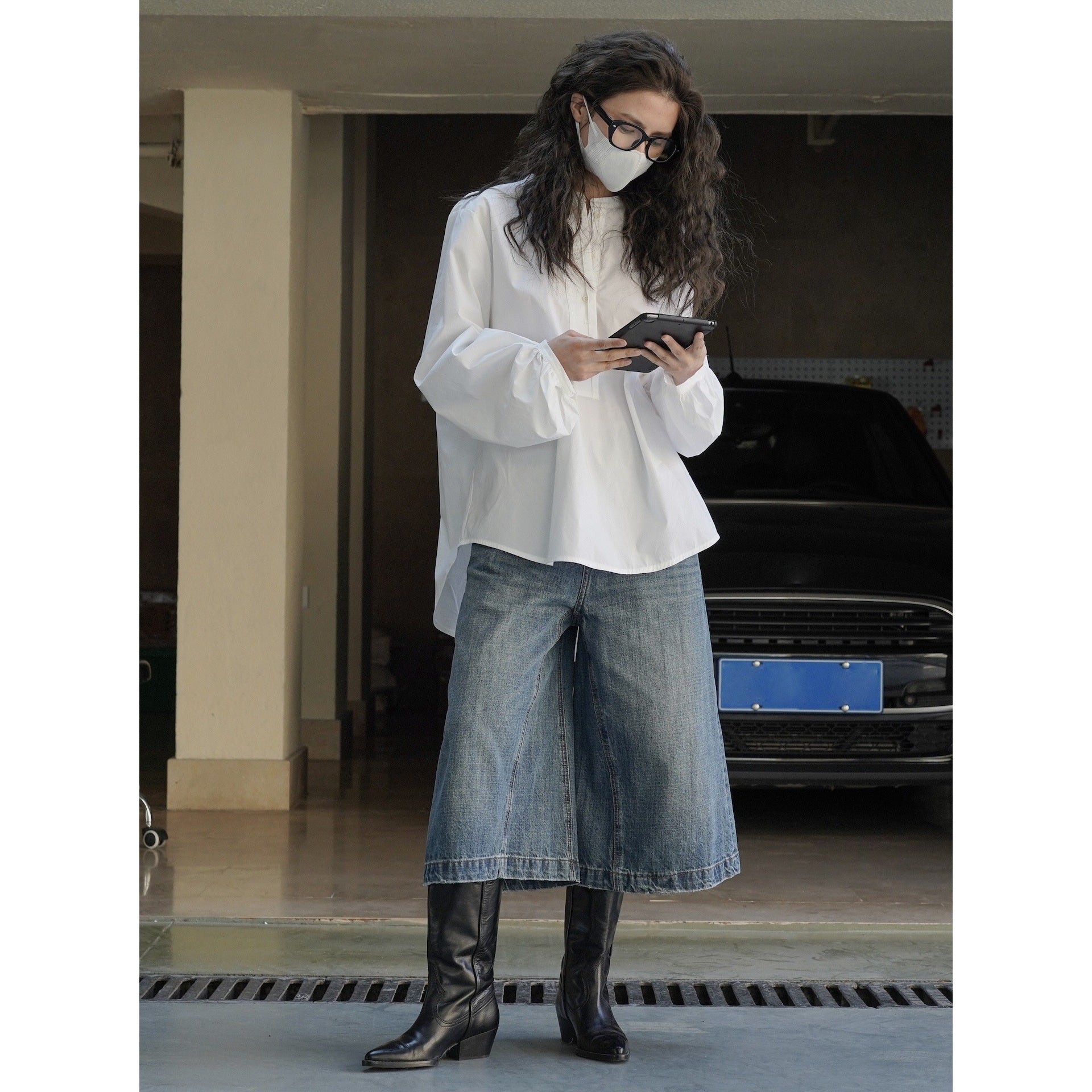 Ladies knee-high leather western boots with block heel Chichicherry