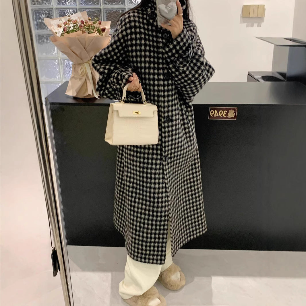 Women's Houndstooth Oversize Wool Blend Coat with Wide Cut and Button Closure Chichicherry