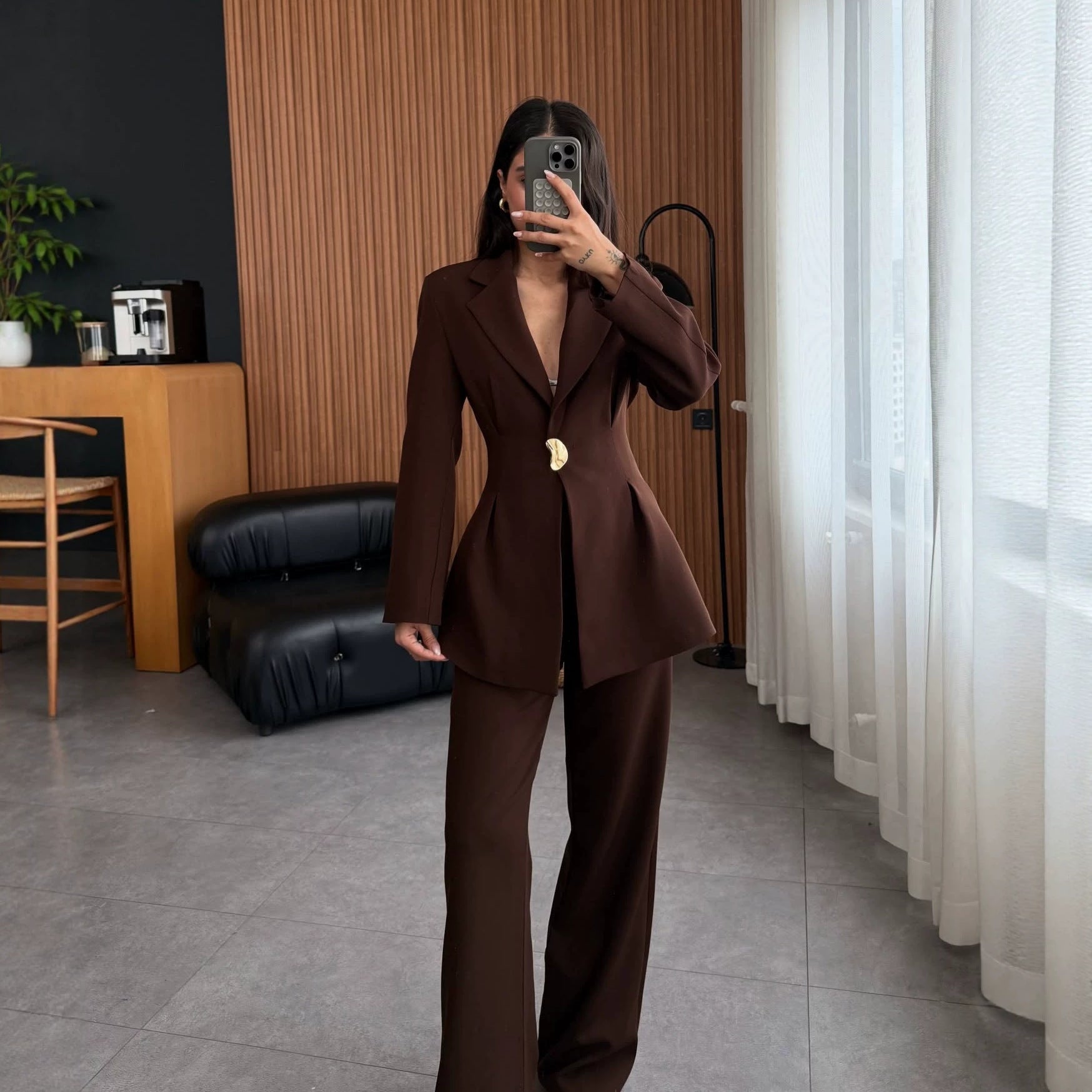 Damen Taillierter Longblazer mit goldener Statement-Schnalle Chichicherry