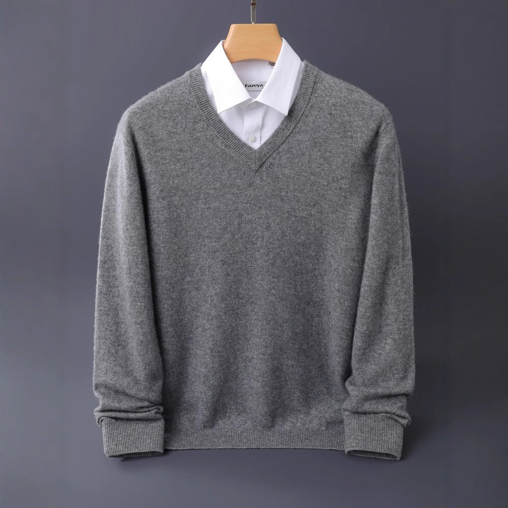 Men's fine V-neck sweater made from merino-cashmere blend with ribbed cuffs Chichicherry