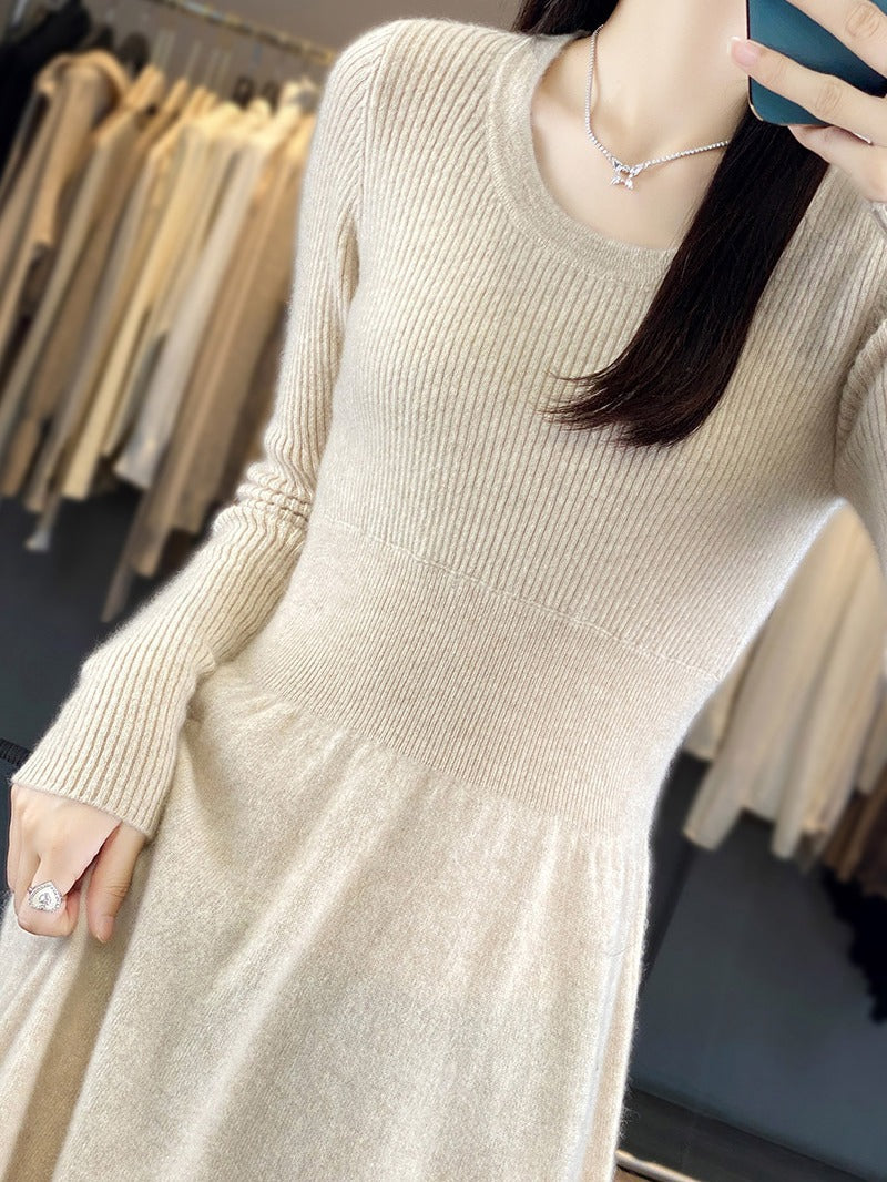 Ladies Long-Sleeved Midi Dress in Fine Knit with Tailored A-Line Silhouette Chichicherry