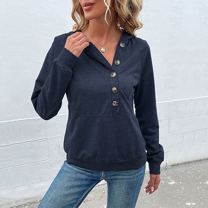 Women's hoodie with decorative button placket, raglan sleeves, and kangaroo pocket Chichicherry