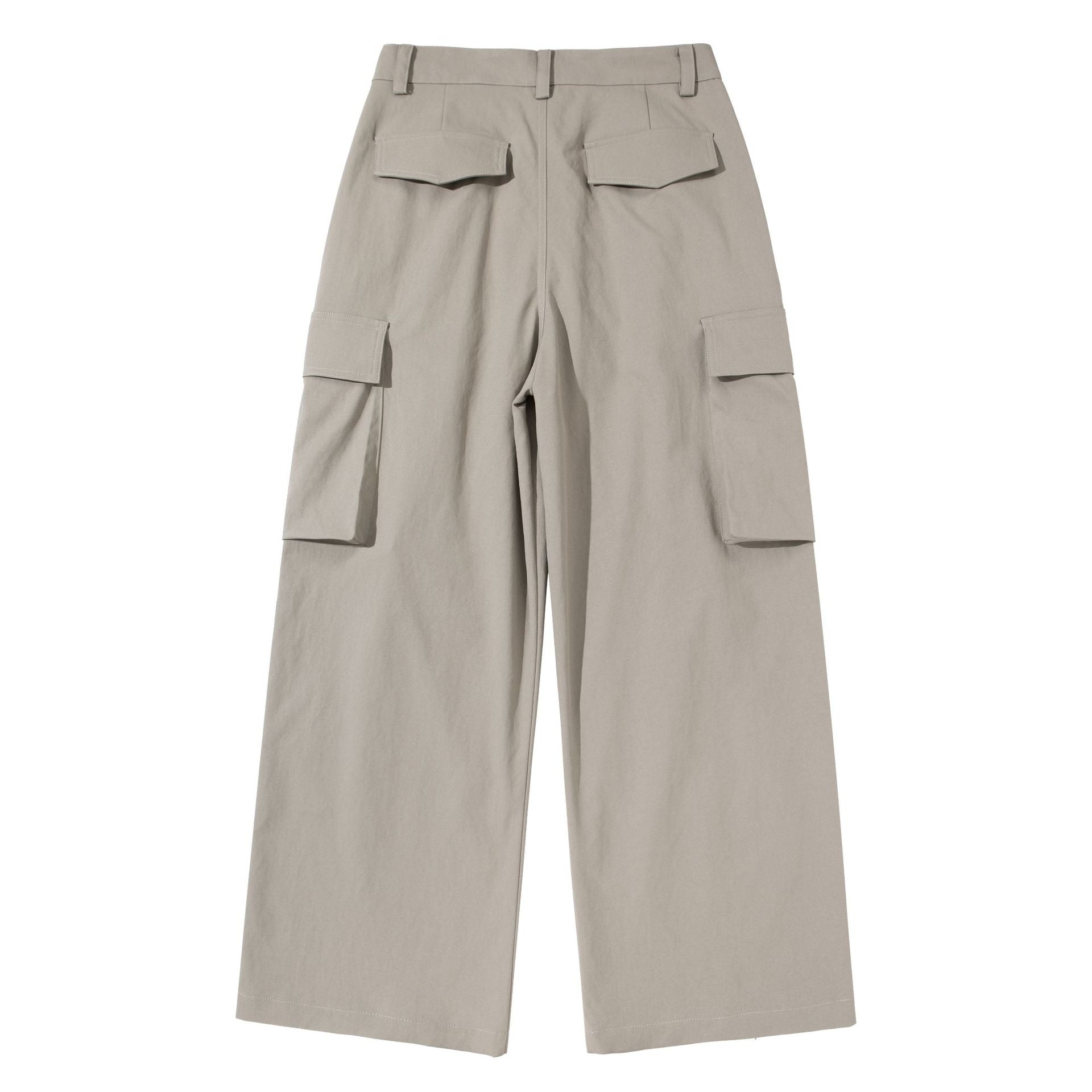 Women's Cropped Cargo Culotte with high waist and flap pockets