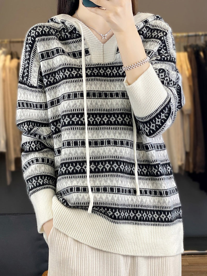 Women's Oversize Jacquard Knit Hoodie with V-Slit and Ribbed Cuffs Chichicherry