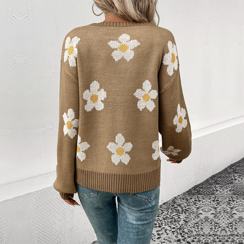Women's Oversize Sweater with Floral Jacquard, Round Neck and Balloon Sleeves Chichicherry