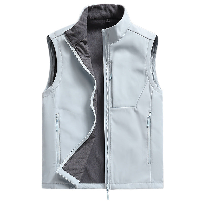 Men's Breathable Softshell Vest with Thermal Fleece Lining and Concealed Zip Pockets Chichicherry