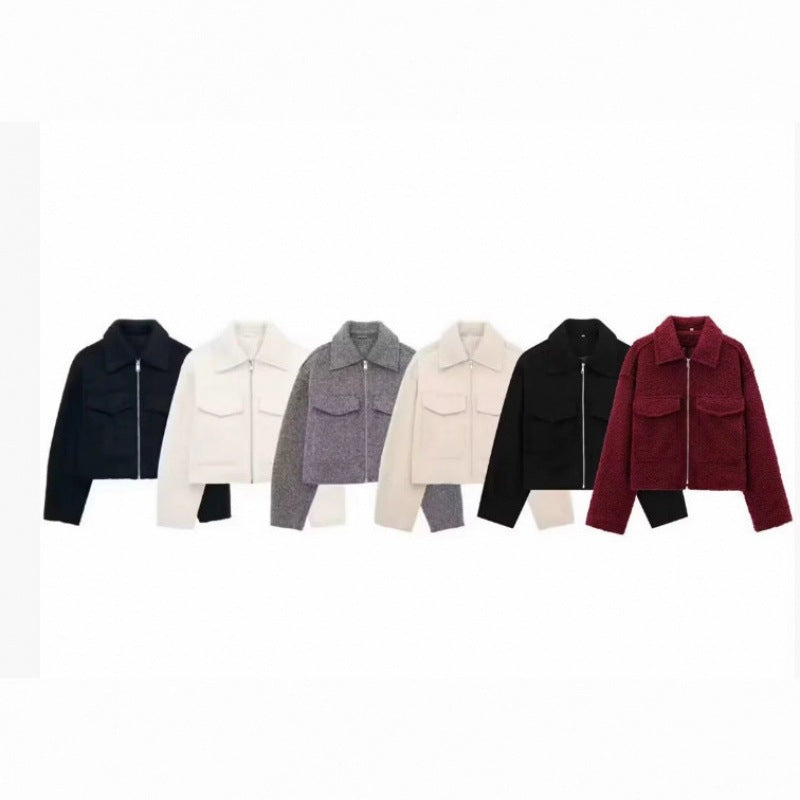 Women's short jacket in velour look with flap patch pockets and full-length zipper Chichicherry