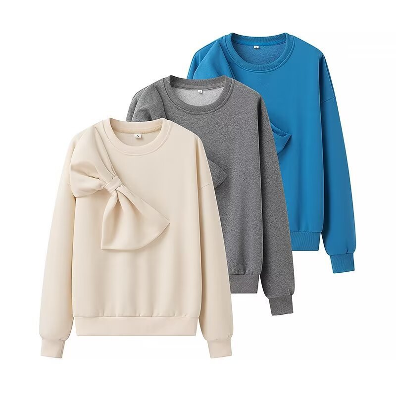 Women's Oversized Sweatshirt with Decorative Bow Appliqué Chichicherry