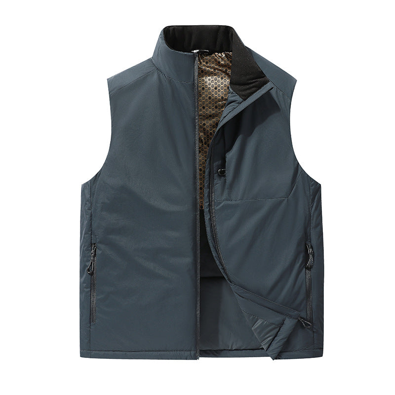 Men's Padded Outdoor Vest with Stand-Up Collar, Multifunctional Pockets and Lightweight Thermal Lining Chichicherry