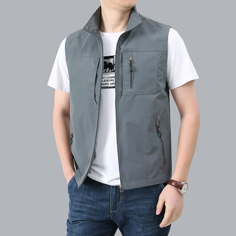 Men's Lightweight Multifunctional Outdoor Vest with Zipper Pockets and Stand Collar Chichicherry