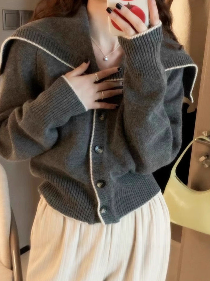 Women's knitted cardigan with oversized sailor collar and contrast edge Chichicherry
