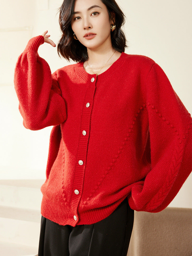 Ladies' knitted cardigan with textured pattern, balloon sleeves and mother-of-pearl button placket Chichicherry
