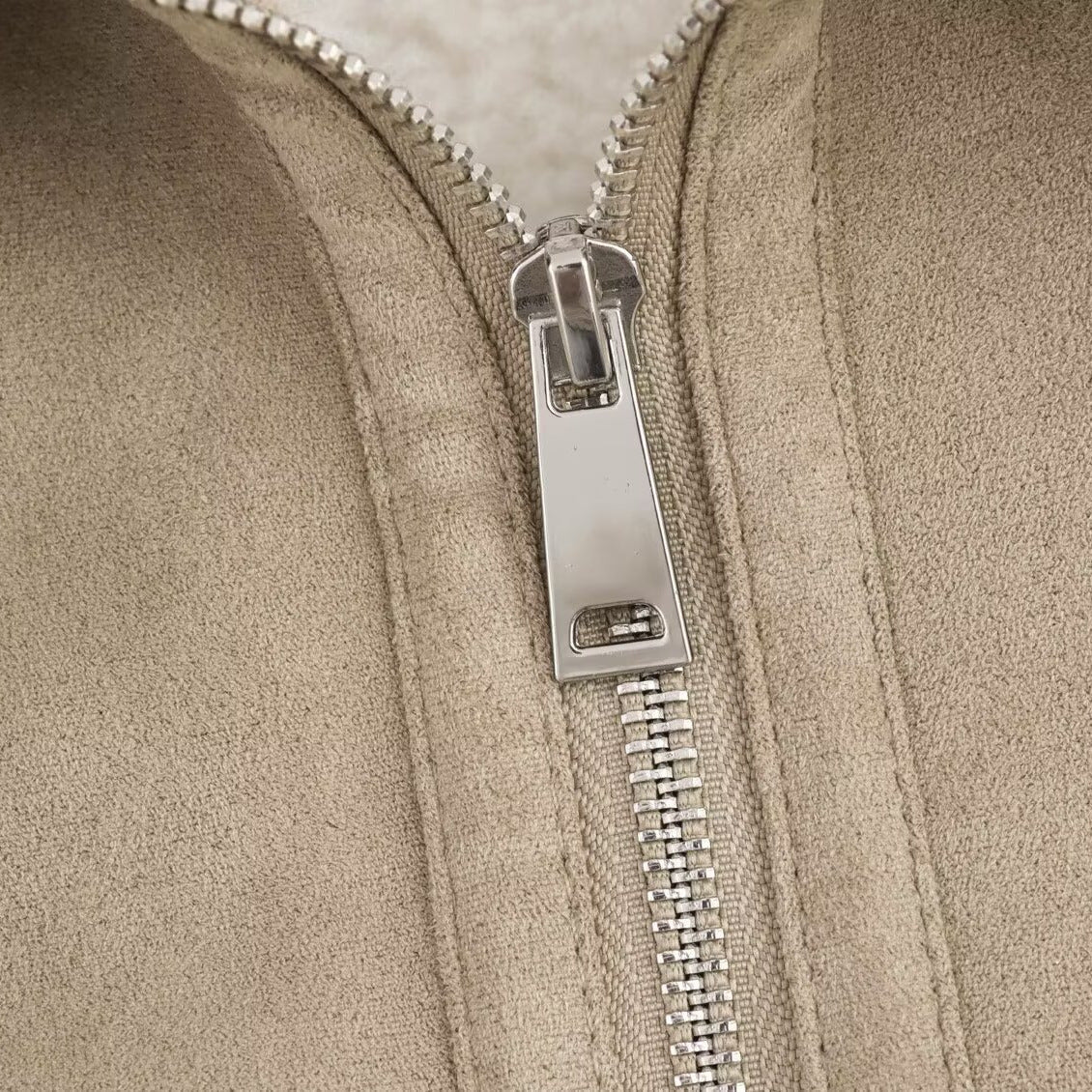 Women's short-cut faux suede bomber jacket with teddy lining, zip and ribbed cuffs Chichicherry