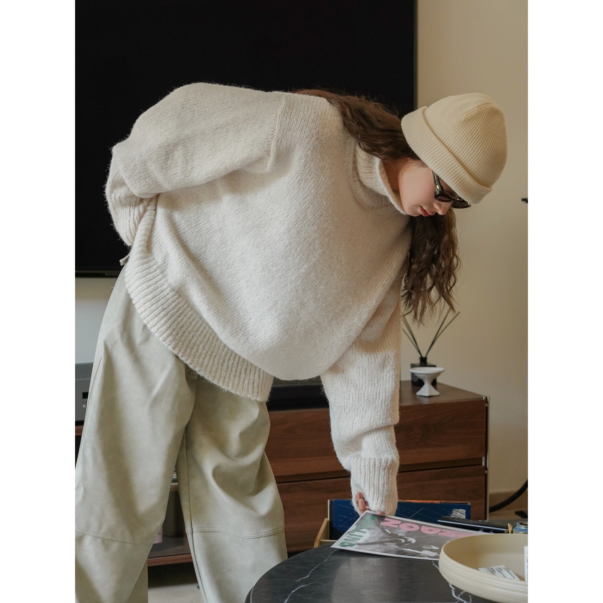 Women's Oversized Turtleneck Sweater made of fluffy Mohair Mix with ribbed hem Chichicherry