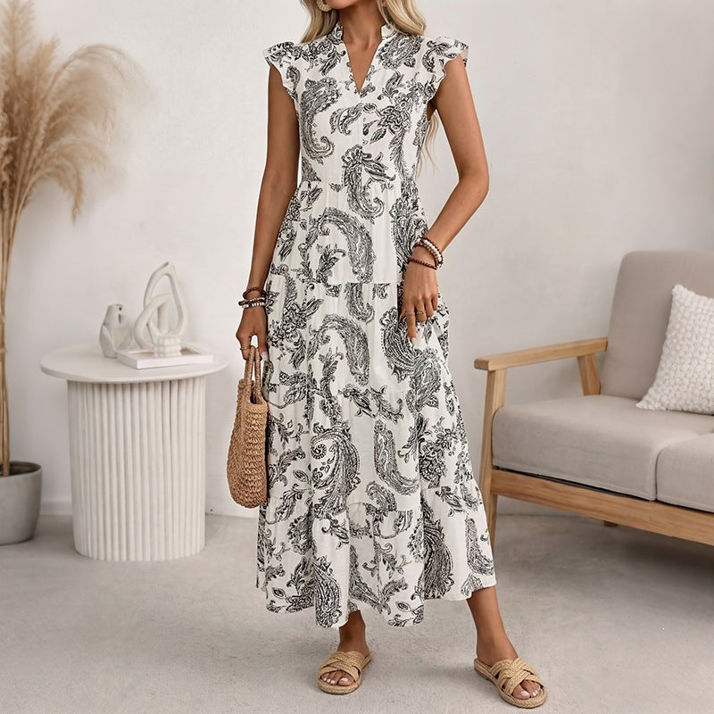 Women's maxi dress with paisley print, V-neck and tiered skirt Chichicherry