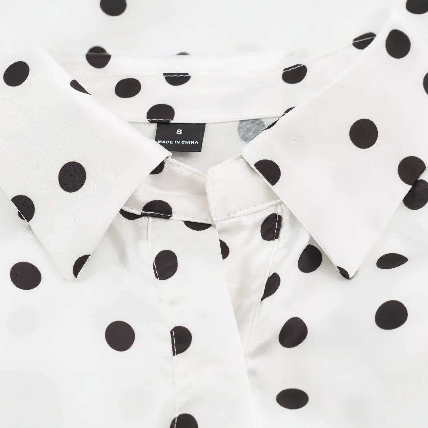 Women's Polka Dot Cropped Blouse with Wide Waist Belt and Balloon Sleeves Chichicherry