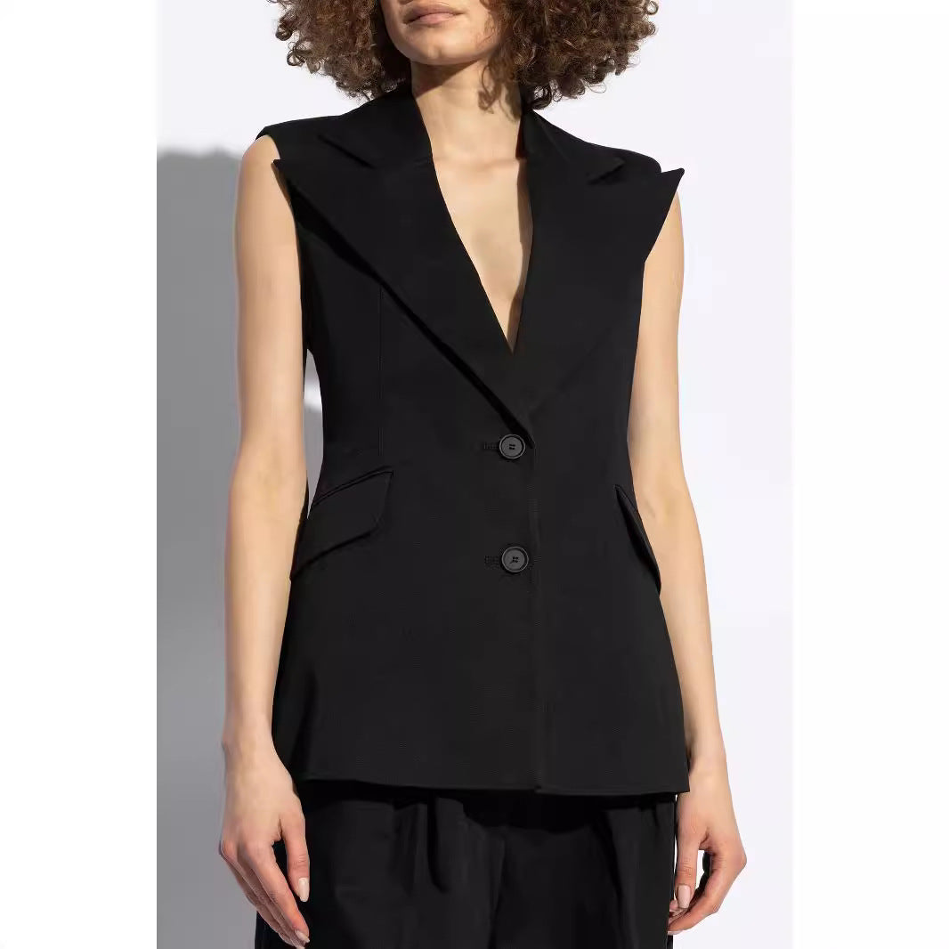 Women's Sleeveless Blazer with Distinctive Shawl Collar and Tailored Silhouette Chichicherry