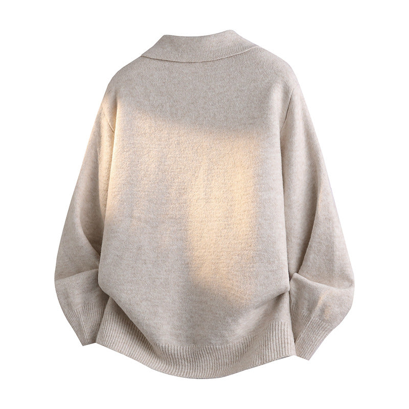 Damen Oversized Polokragen-Feinstrickpullover mit kurzem Schlitz und Zierknopf Chichicherry