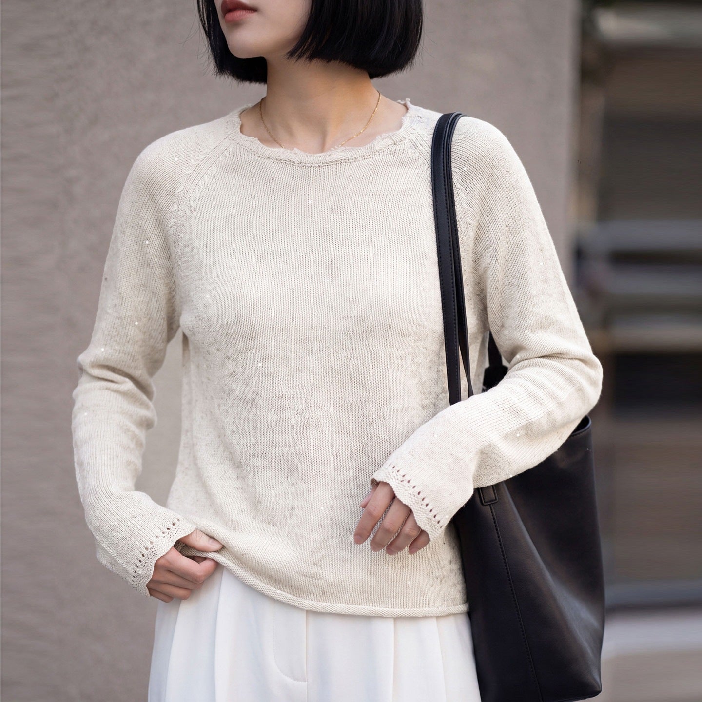 Women's lightweight fine knit sweater with subtle glitter effect and raglan sleeves Chichicherry