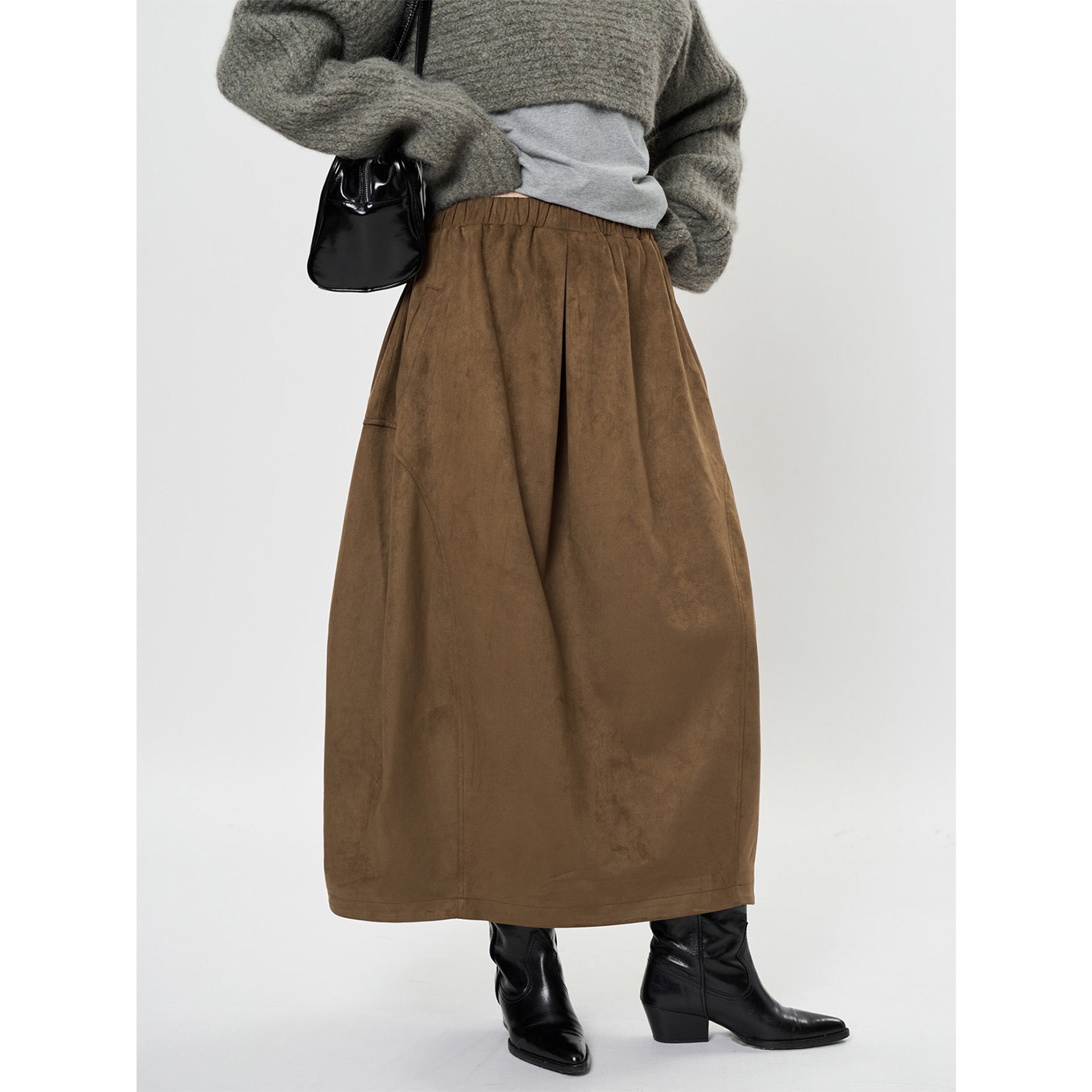 Women's midi skirt with high elastic waistband and targeted pleats Chichicherry
