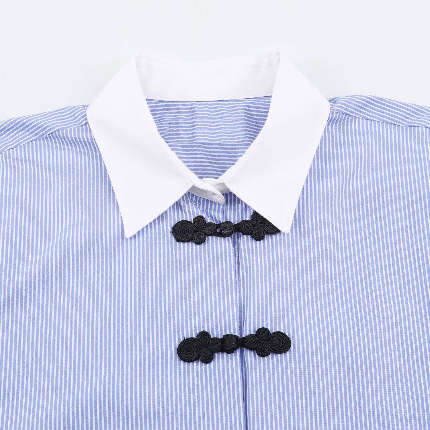Women's Striped Oversize Blouse with Contrast Collar, Cuffs and Decorative Knot Closures Chichicherry