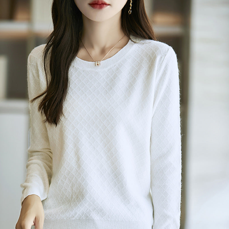 Women's Casual Fine Knit Sweater with Subtle Diamond Pattern and Ribbed Cuffs Chichicherry