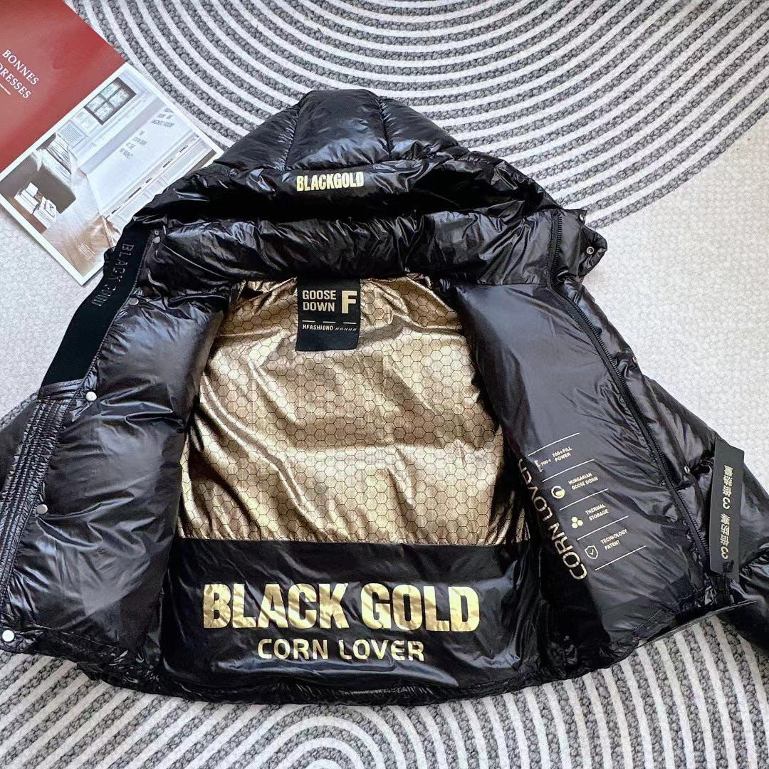 Women's short-cut glossy down jacket with hood and distinctive check quilting Chichicherry
