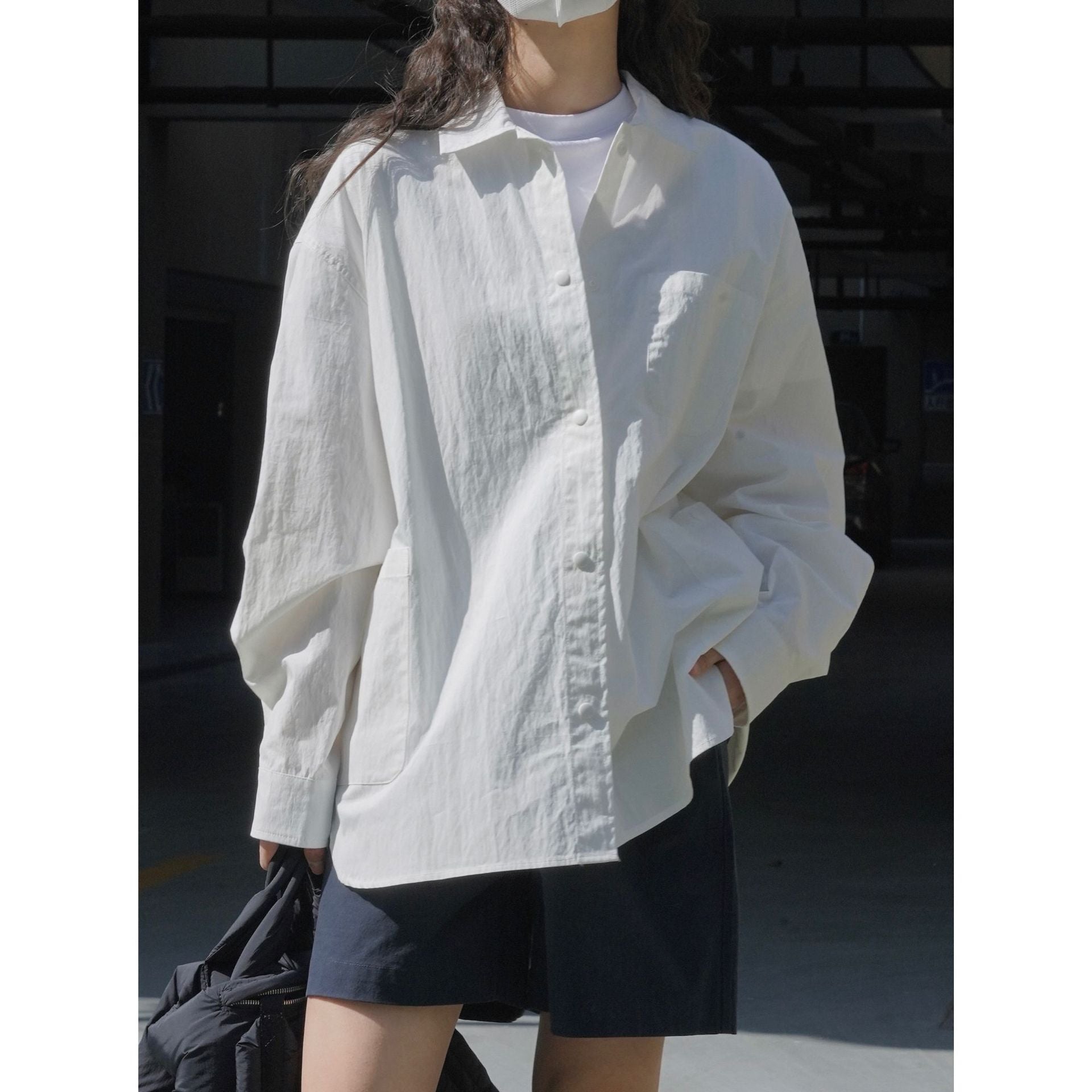 Women's Oversized Cotton Shirt Jacket with Chest Pocket and Extended Back Chichicherry