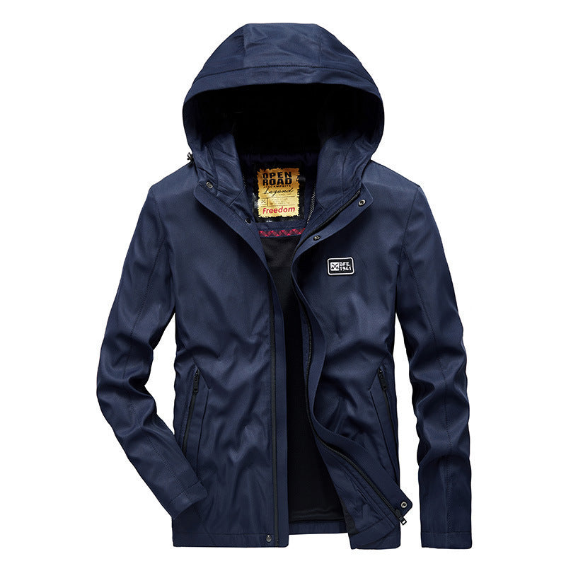 Men's lightweight water-repellent softshell jacket with hood, windproof cut, and zippered pockets Chichicherry