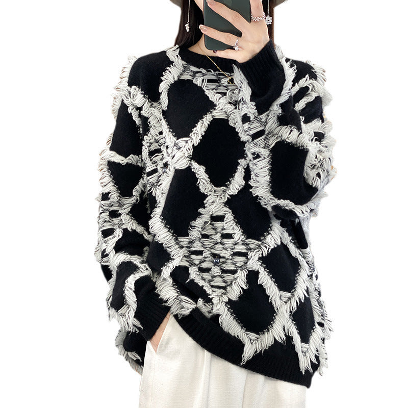 Ladies oversized knitted pullover with fringe diamond pattern and soft mohair look Chichicherry