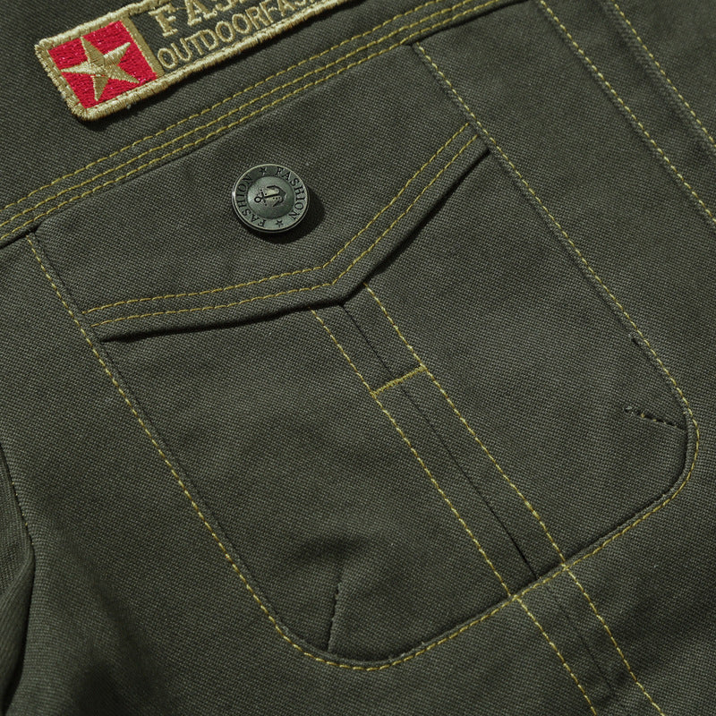 Men's Robust Canvas Field Jacket in Military Worker Style with Chest Flap Pockets and Decorative Patches Chichicherry