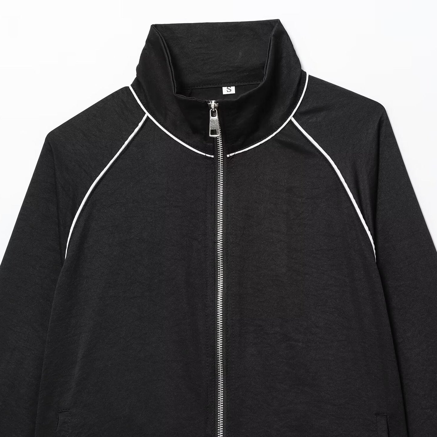 Women's Cropped Sportive Training Jacket with Stand-Up Collar and Contrast Piping Chichicherry