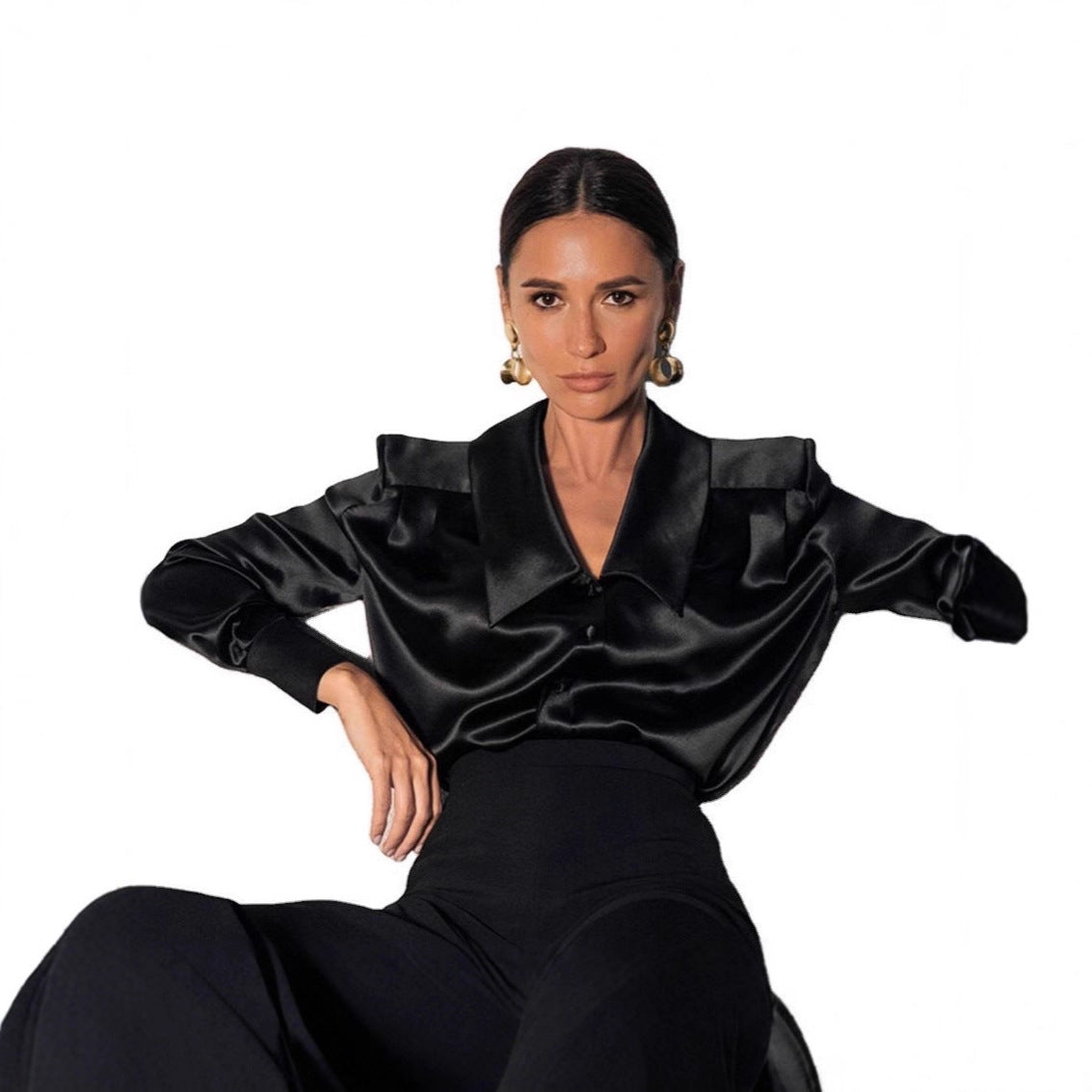 Damen Satinbluse mit übergroßem Spitzkragen und eleganten Langärmeln Chichicherry