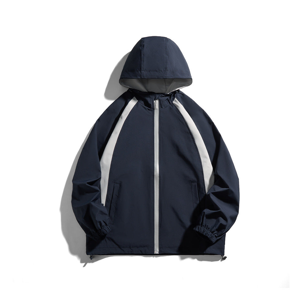 Men's hooded windbreaker in sporty color block design with adjustable hem Chichicherry
