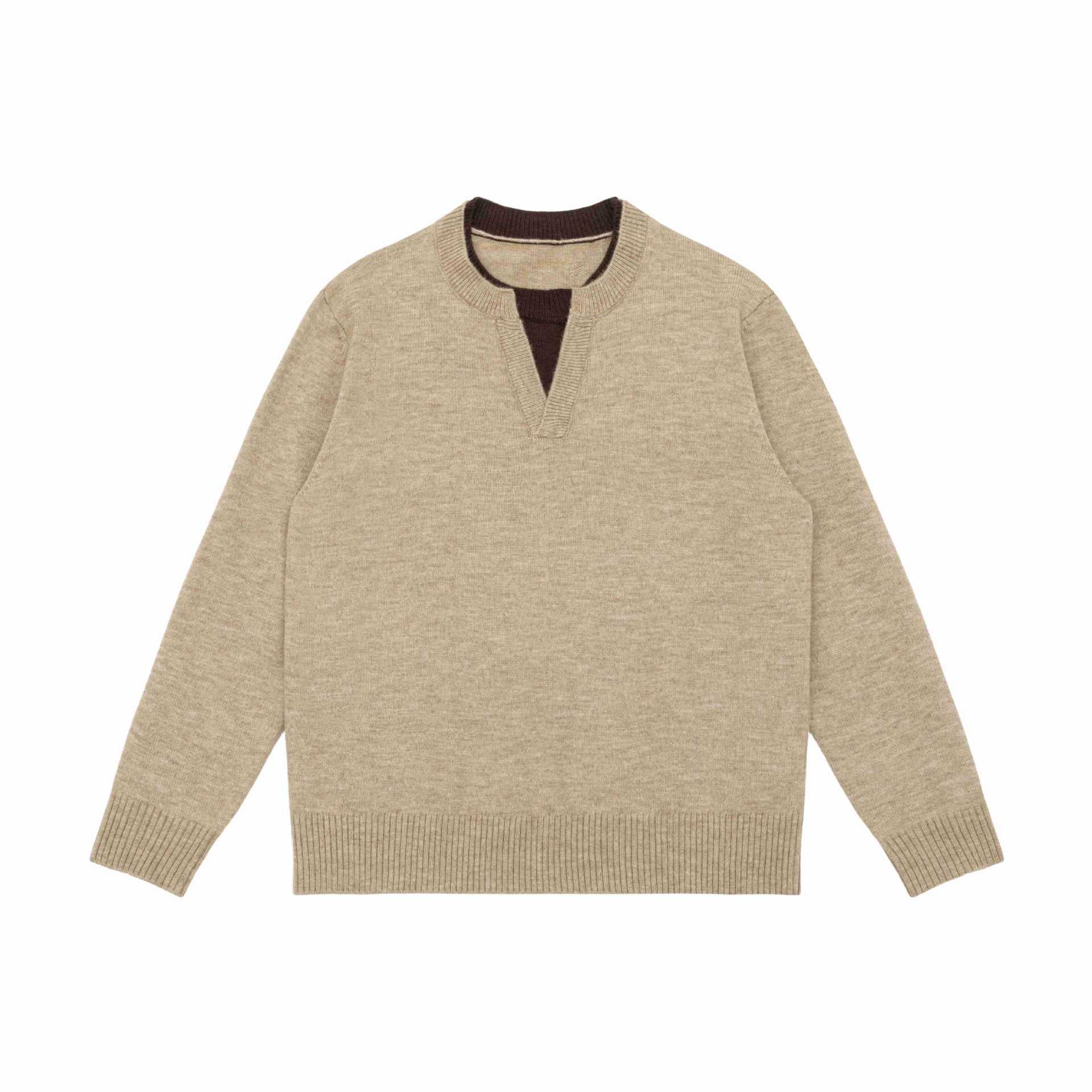 Unisex Chunky Knit Sweater with V-Notch Neckline and Contrasting Inner Trim Chichicherry