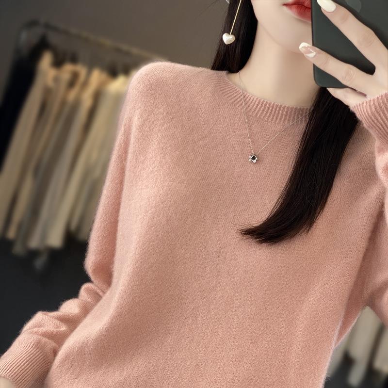 Women Loose Fine Knit Sweater with Round Neck and Plush Angora Look Chichicherry