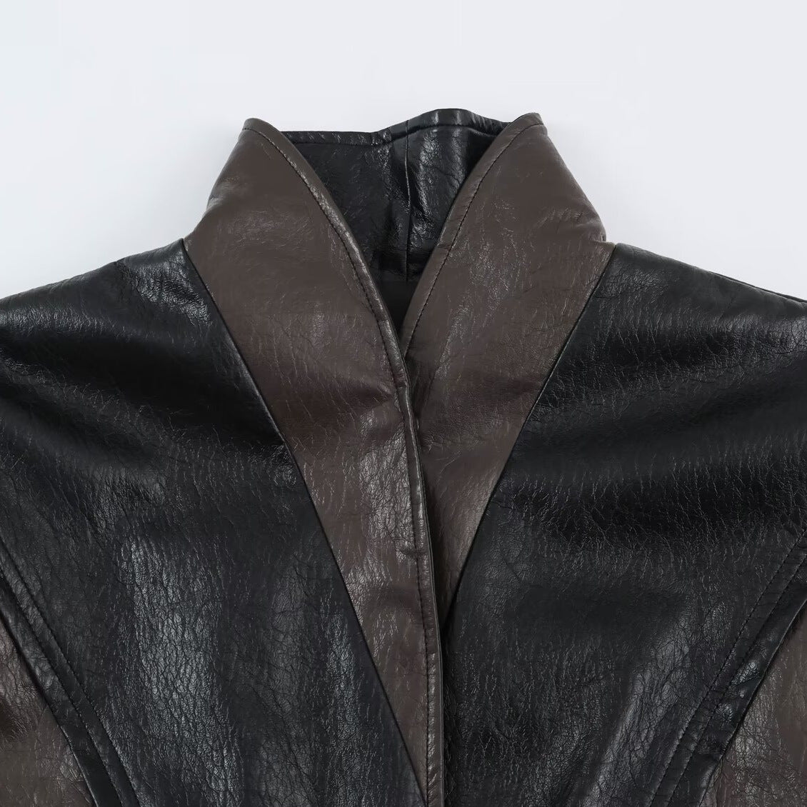 Women's short jacket in blouson style with high collar and tie belt Chichicherry