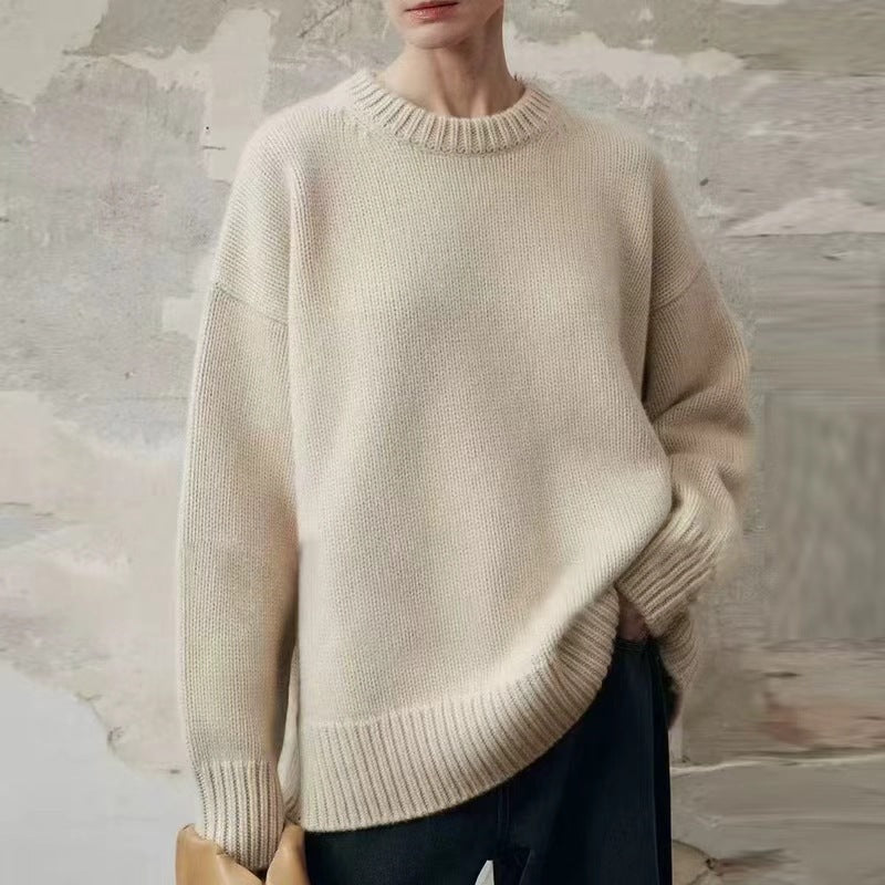 Women's Oversize Fine Knit Sweater with Round Neck, Dropped Shoulder and Ribbed Hem Chichicherry