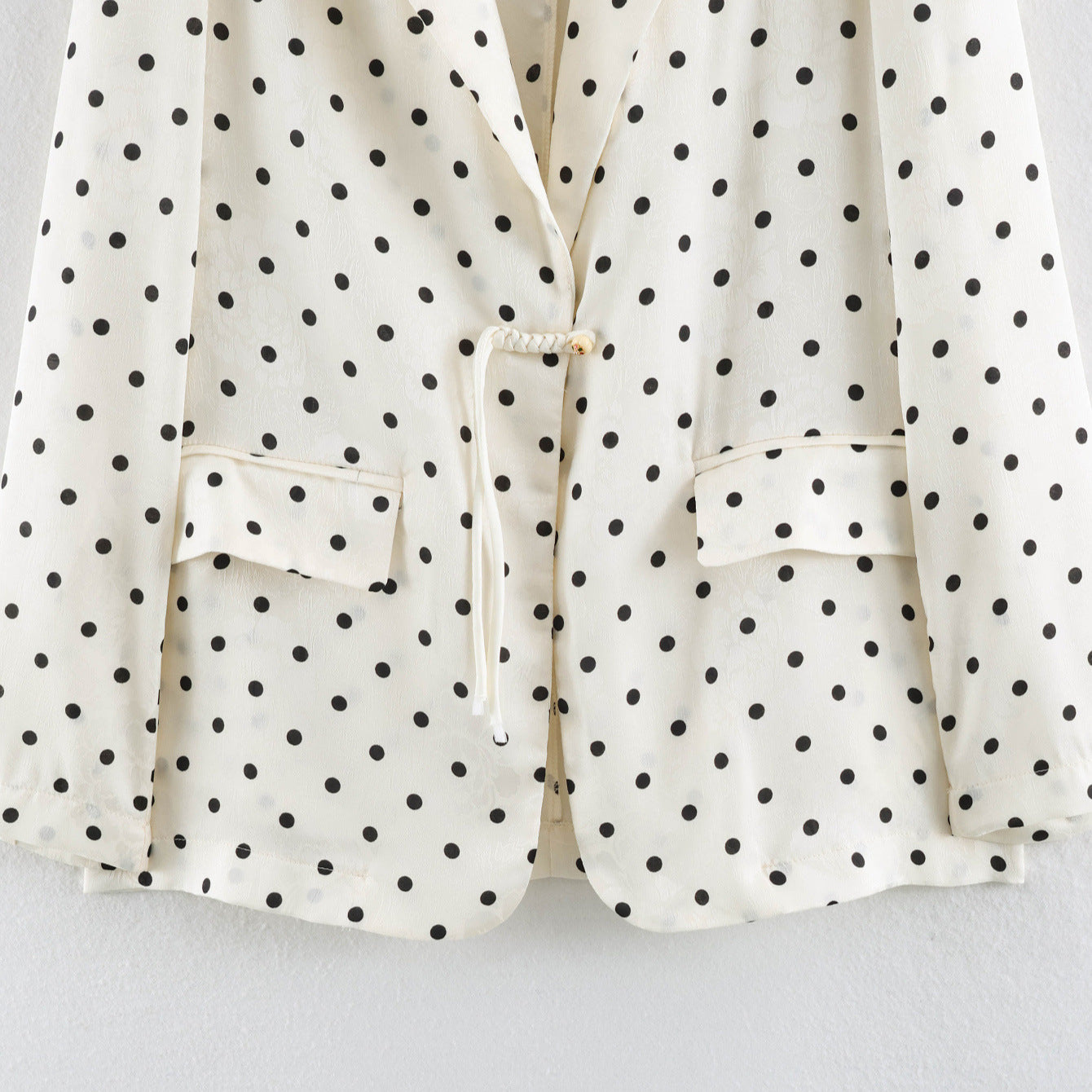 Ladies Light Polka Dot Blazer with Lapels, Drawstring Waist and Flap Pockets Chichicherry