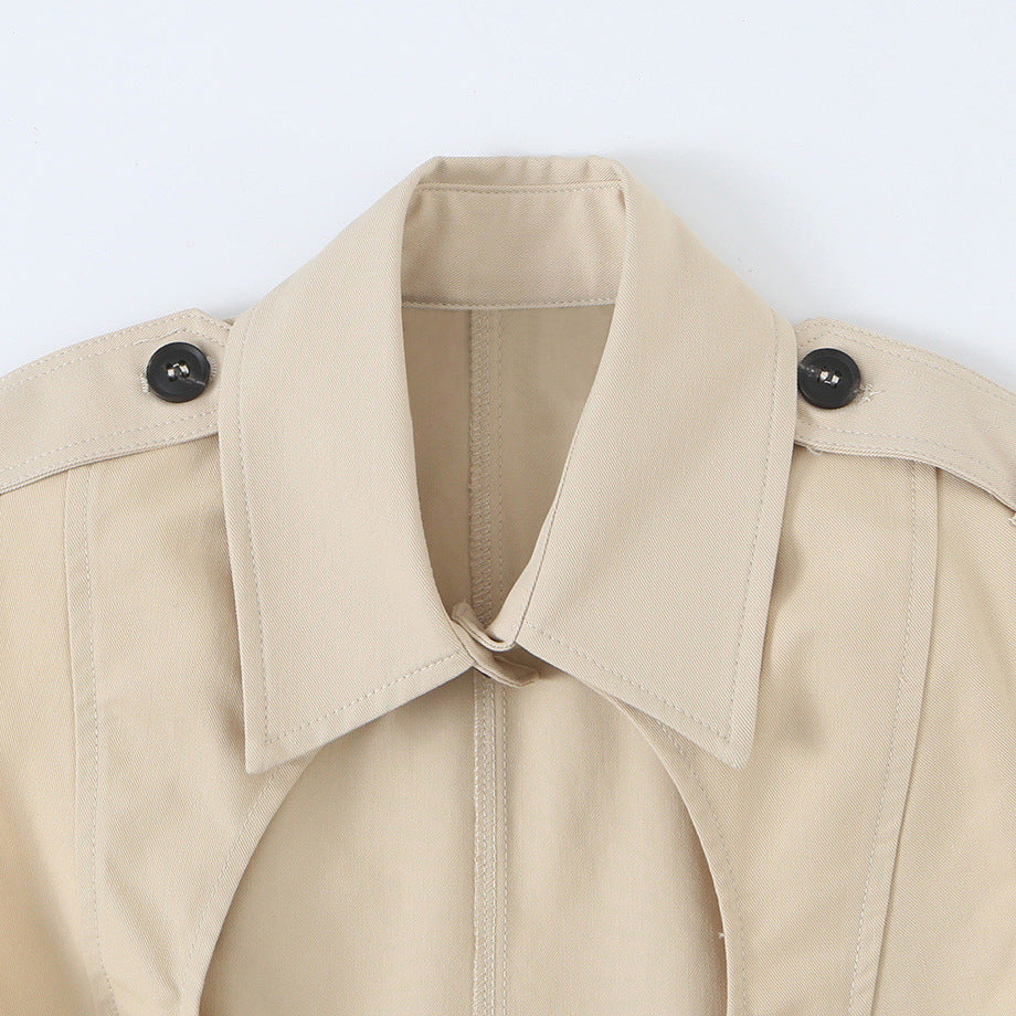 Women's sleeveless tailored trench vest with cut-out, shoulder flaps, and flap pockets Chichicherry