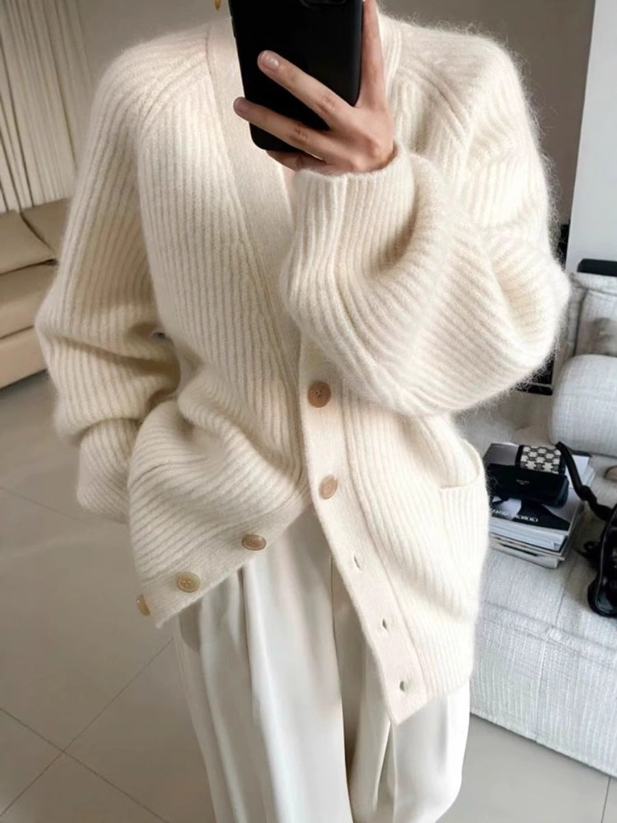 Women Long Oversized Cardigan made of soft ribbed knit with wooden button placket Chichicherry