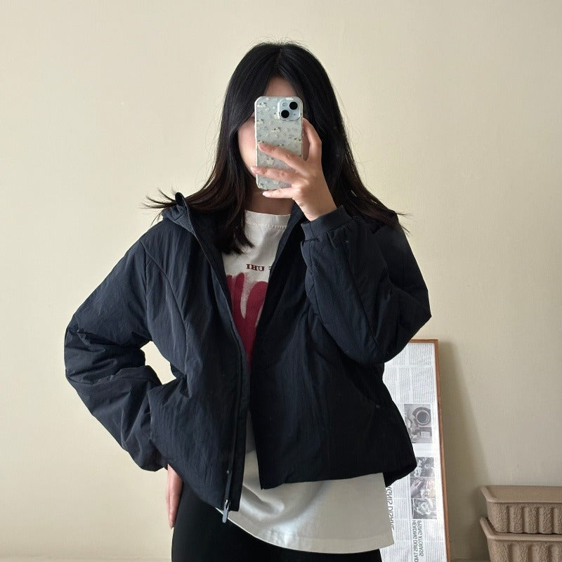 Women short cut light thermo hoodie jacket with oversized silhouette Chichicherry
