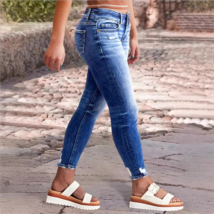 Women's high-waisted Slim-Cropped Jeans with raw hem, Used-Wash and elastic comfort waistband Chichicherry