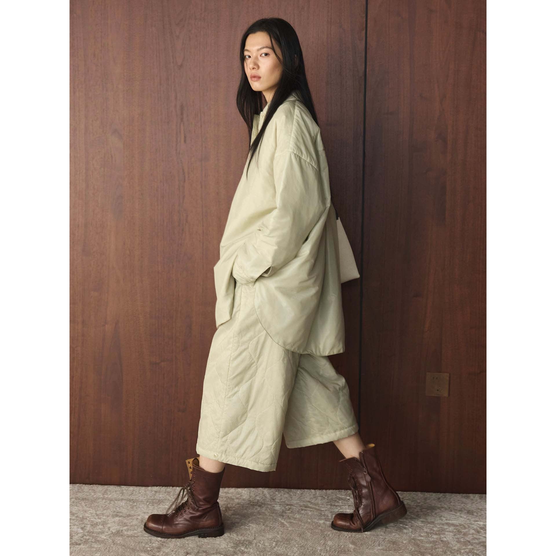 Women's loosely cut quilted oversized shirt jacket with kent collar and concealed button placket Chichicherry