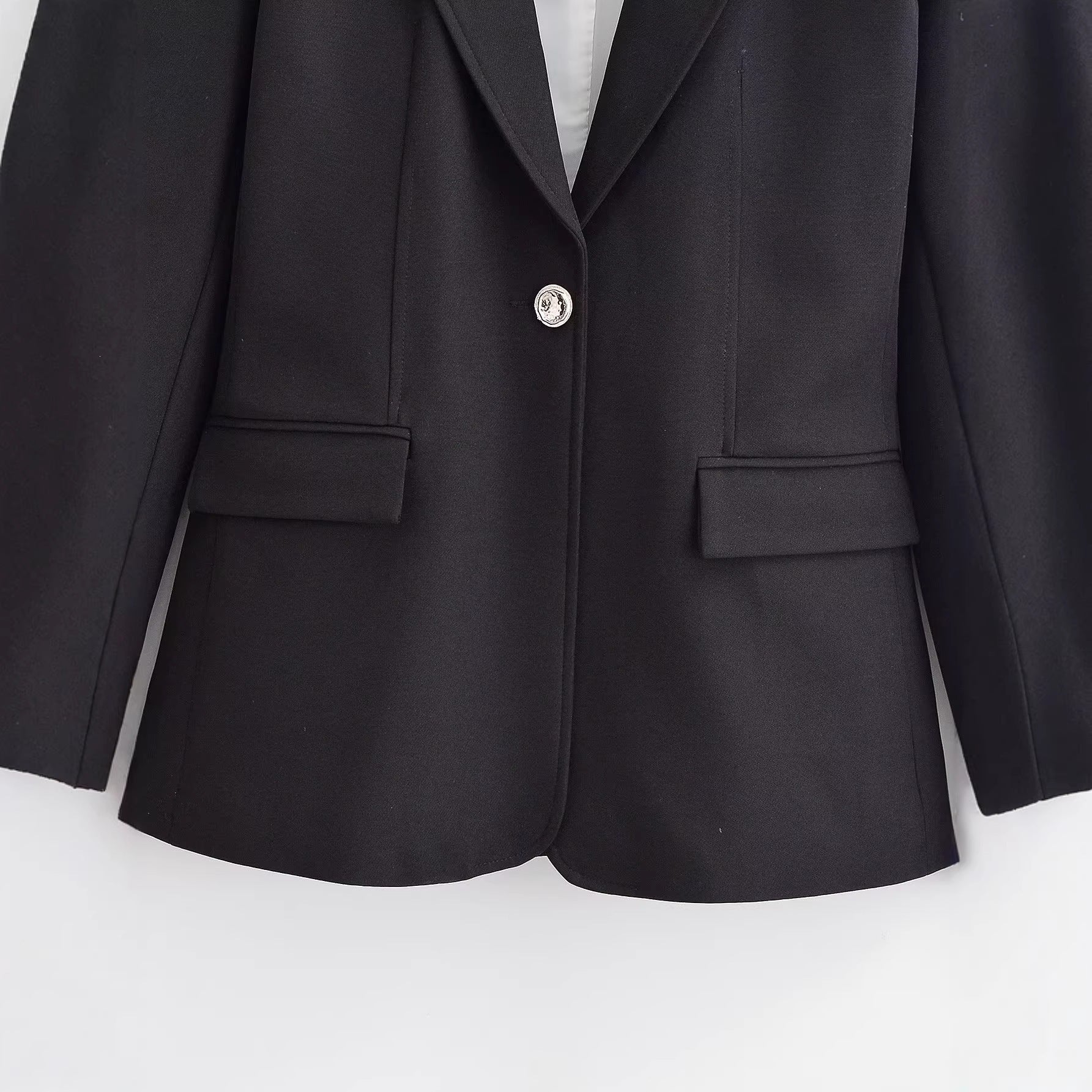 Women's Tailored Single-button Blazer with Shawl Collar and Flap Pockets Chichicherry