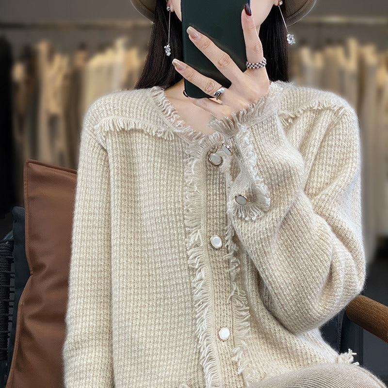 Women's knitted cardigan with fringe trim, mother-of-pearl button placket and patch pockets Chichicherry