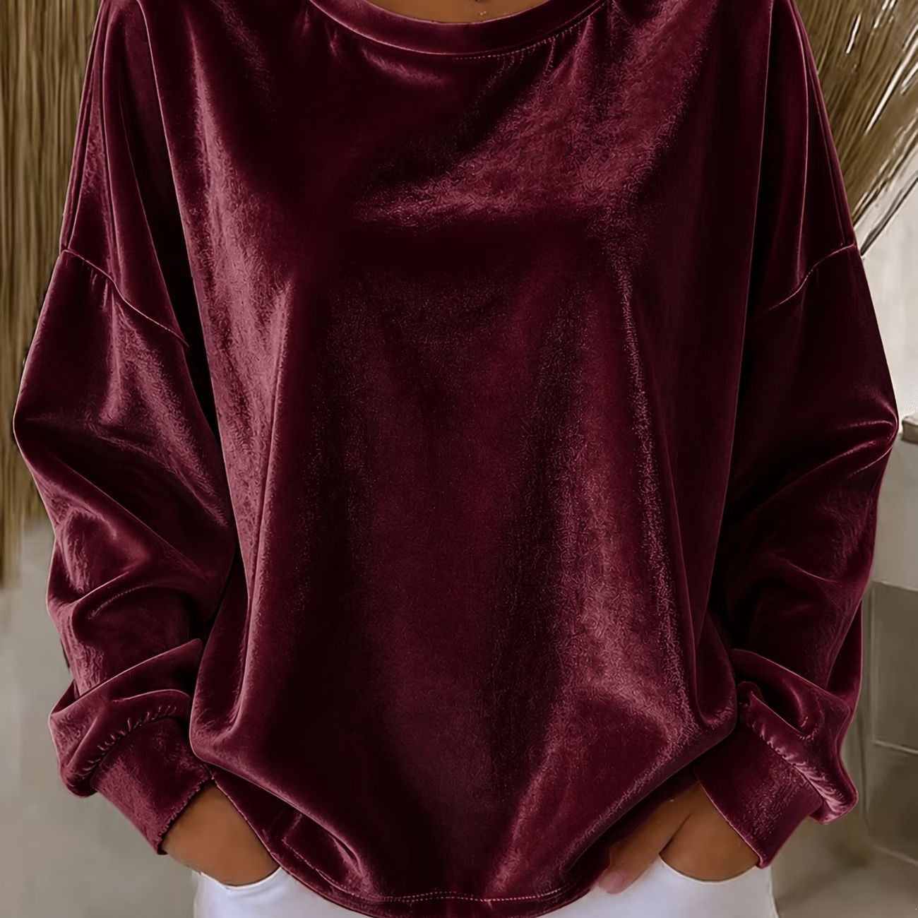 Women's Oversized Velvet Sweatshirt with Crew Neck, Dropped Shoulder and Elastic Cuffs
