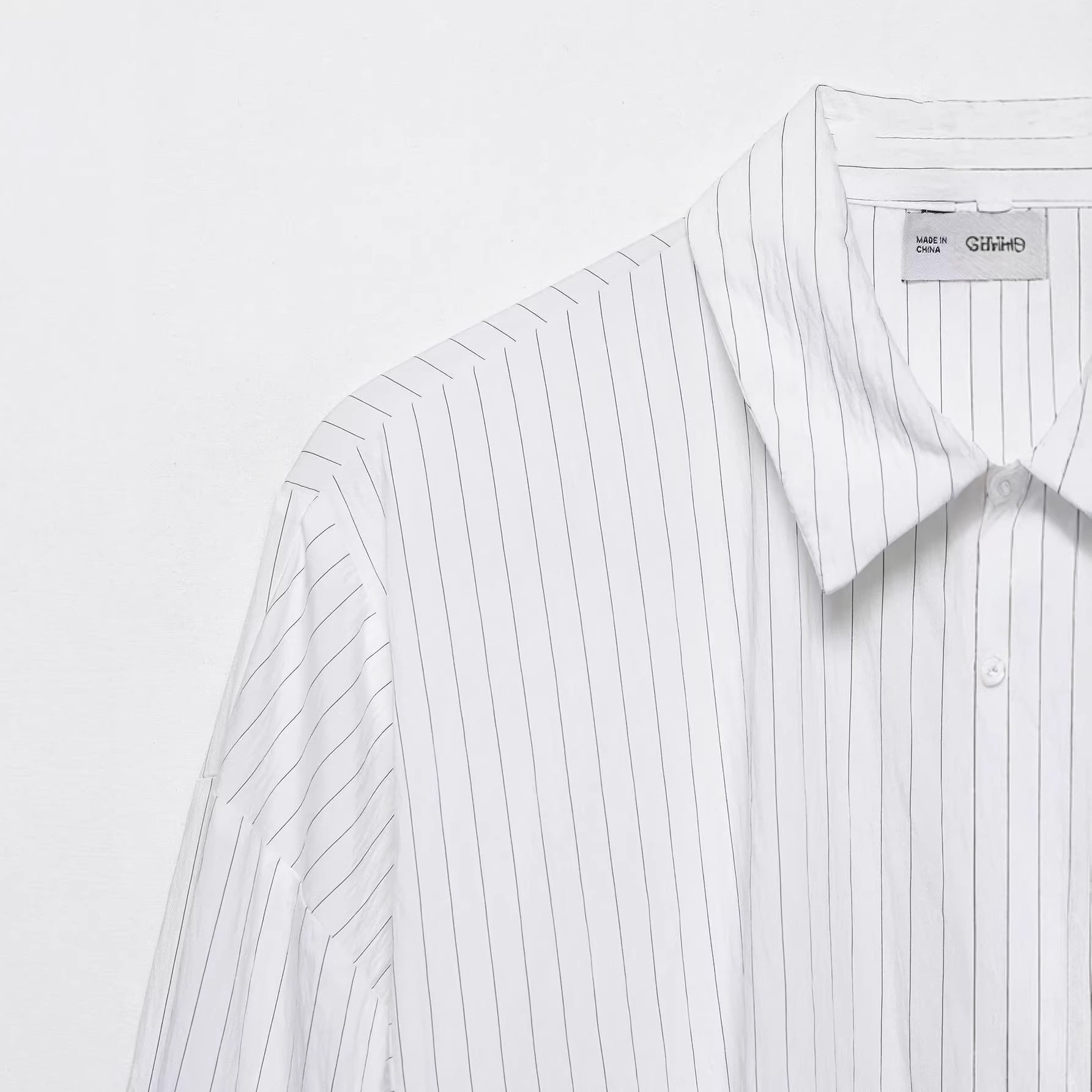 Women's Oversize Shirt Blouse with Pinstripes and Extended Back Hem Chichicherry