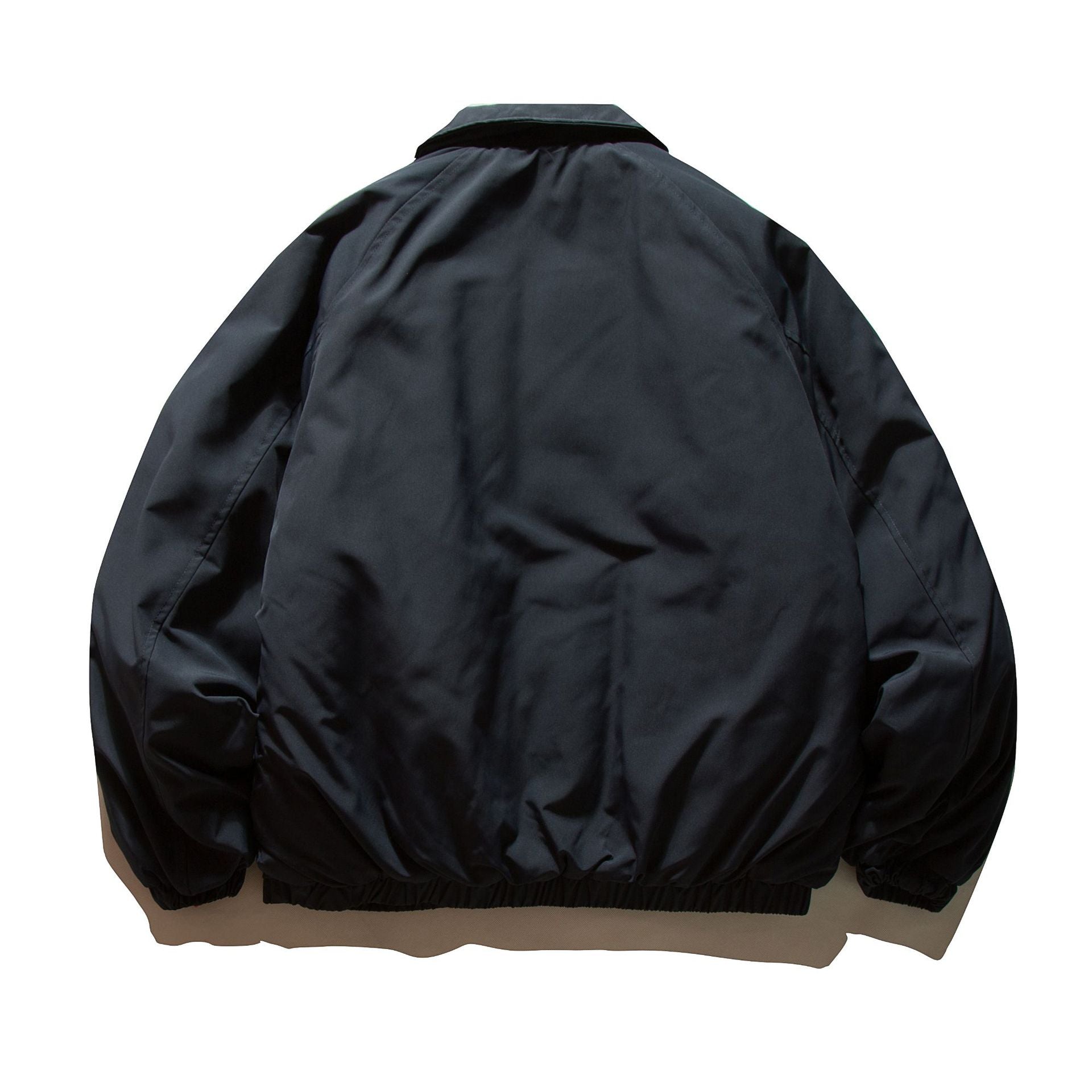 Men's short padded jacket with raglan sleeves, large flap pockets, and elastic hem Chichicherry