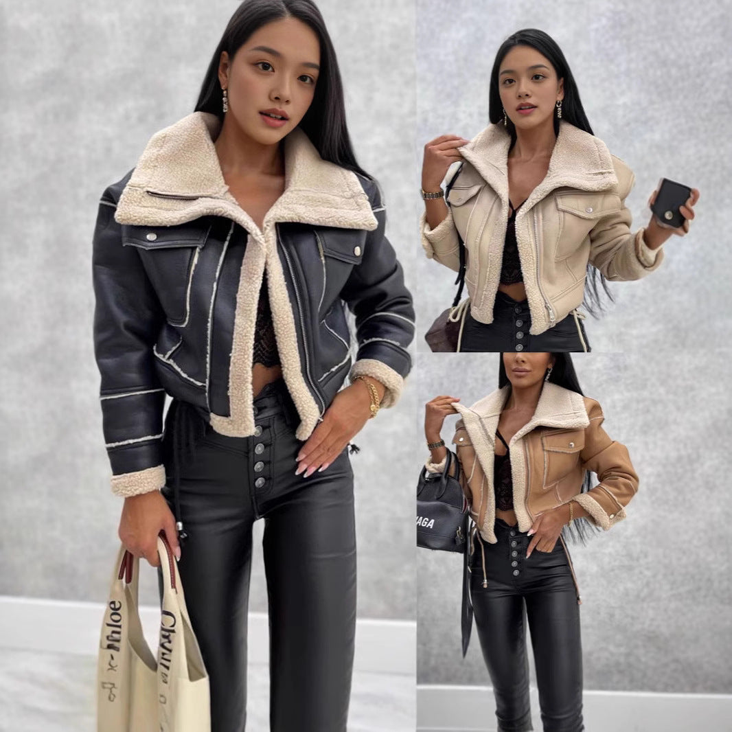 Women short-cut biker jacket with teddy lining and contrast seams Chichicherry